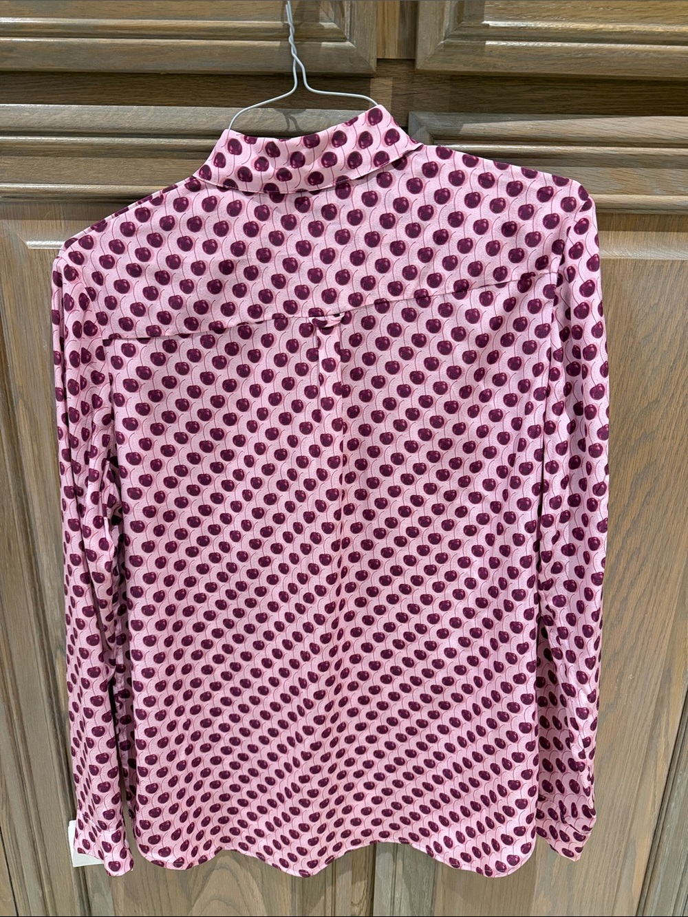 Catherine Gee Sophie Cherry Shirt NWT Size Large - Picture 7 of 9